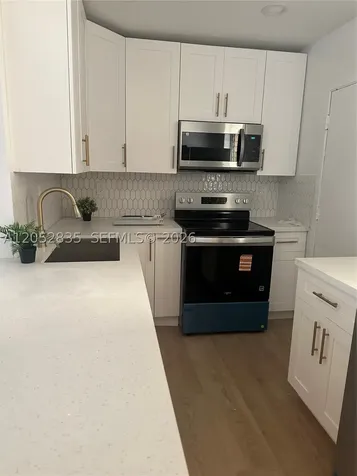9175 SW 77th Avenue Miami FL 33156