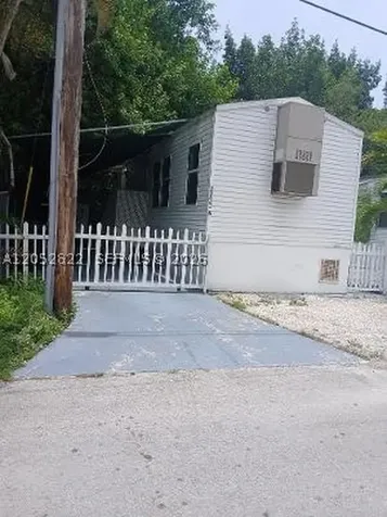 13621 NE 25th Avenue North Miami FL 33181