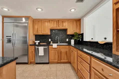 2 Grove Isle Drive Miami FL 33133