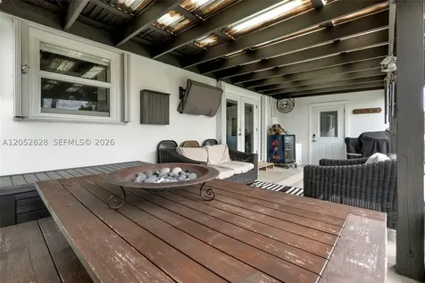 6145 W 6th Avenue Hialeah FL 33012