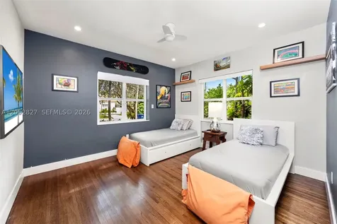 9172 Carlyle Avenue Surfside FL 33154
