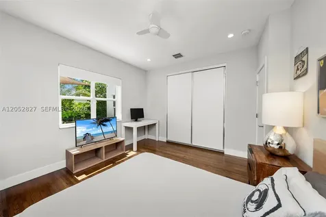 9172 Carlyle Avenue Surfside FL 33154