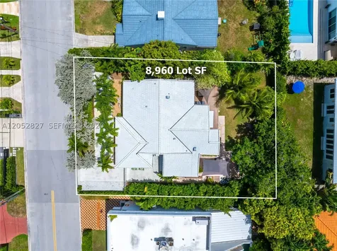 9172 Carlyle Avenue Surfside FL 33154