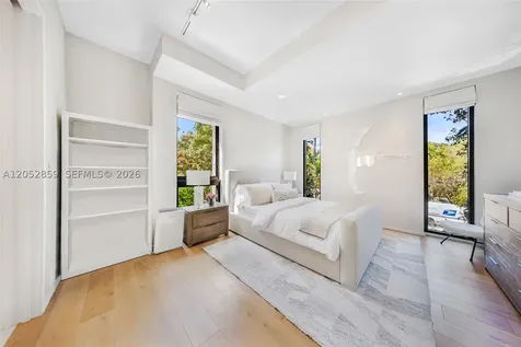 4515 N Michigan Avenue Miami Beach FL 33140