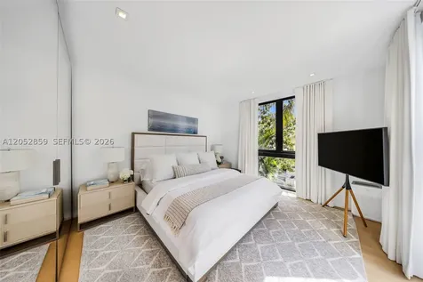 4515 N Michigan Avenue Miami Beach FL 33140