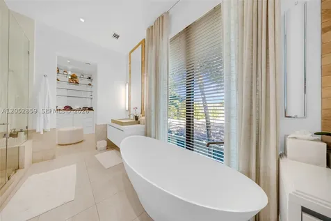 4515 N Michigan Avenue Miami Beach FL 33140