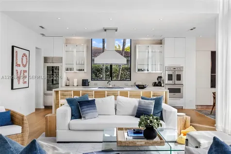 4515 N Michigan Avenue Miami Beach FL 33140