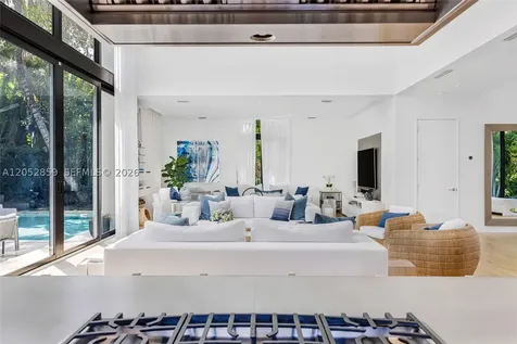 4515 N Michigan Avenue Miami Beach FL 33140
