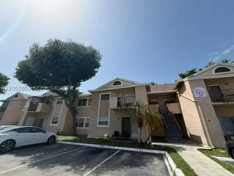 2421 NW 96th Terrace Pembroke Pines FL 33024
