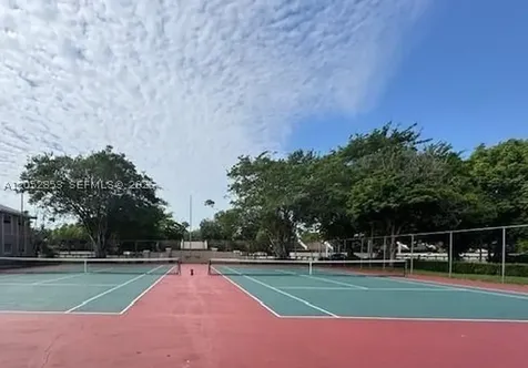 2421 NW 96th Terrace Pembroke Pines FL 33024