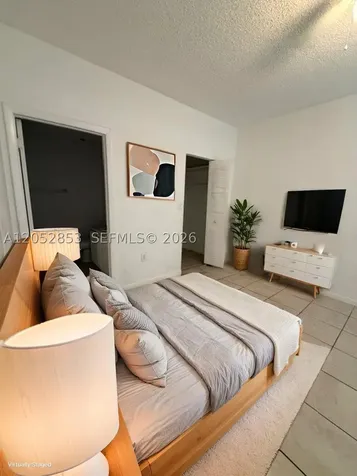 2421 NW 96th Terrace Pembroke Pines FL 33024