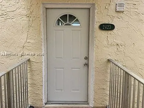 10000 NW 80th Court Hialeah Gardens FL 33016
