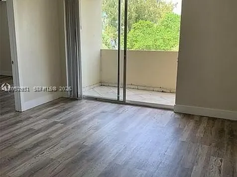 10000 NW 80th Court Hialeah Gardens FL 33016