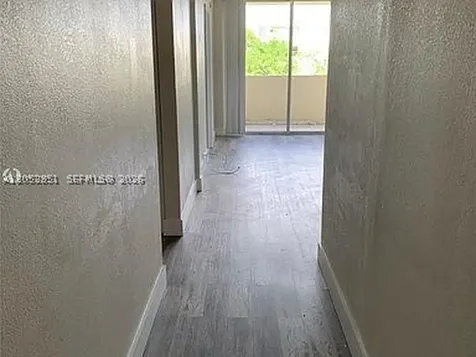 10000 NW 80th Court Hialeah Gardens FL 33016