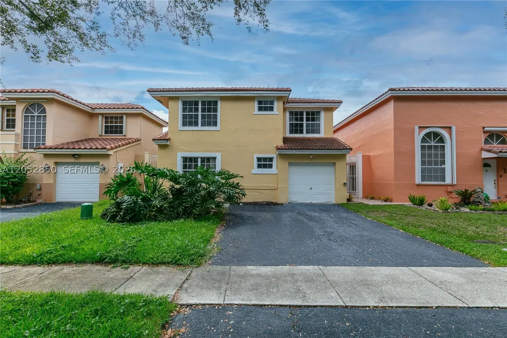 2592 W Saratoga Drive Cooper City FL 33026