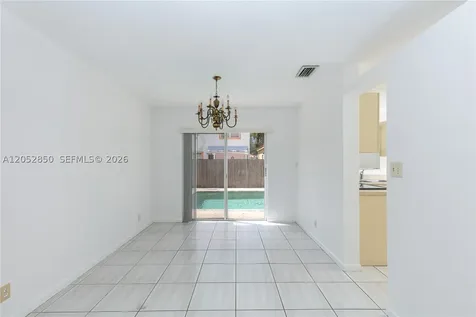 2592 W Saratoga Drive Cooper City FL 33026