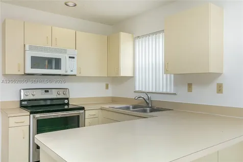2592 W Saratoga Drive Cooper City FL 33026
