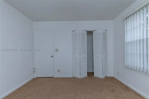 2592 W Saratoga Drive Cooper City FL 33026