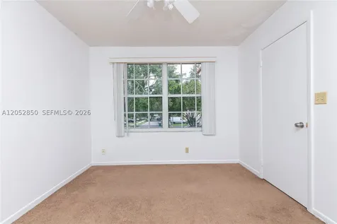 2592 W Saratoga Drive Cooper City FL 33026