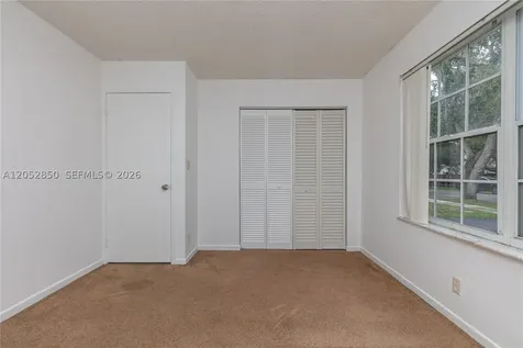 2592 W Saratoga Drive Cooper City FL 33026