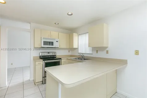 2592 W Saratoga Drive Cooper City FL 33026