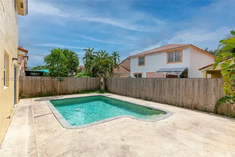 2592 W Saratoga Drive Cooper City FL 33026