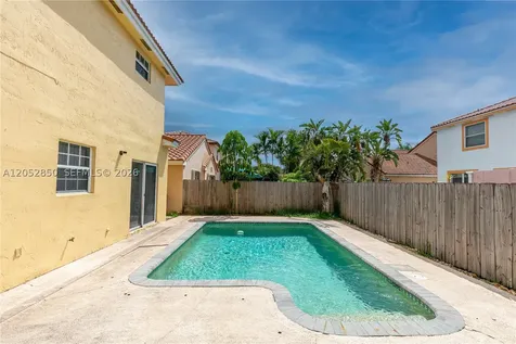 2592 W Saratoga Drive Cooper City FL 33026