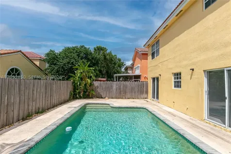 2592 W Saratoga Drive Cooper City FL 33026