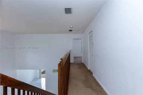 2592 W Saratoga Drive Cooper City FL 33026