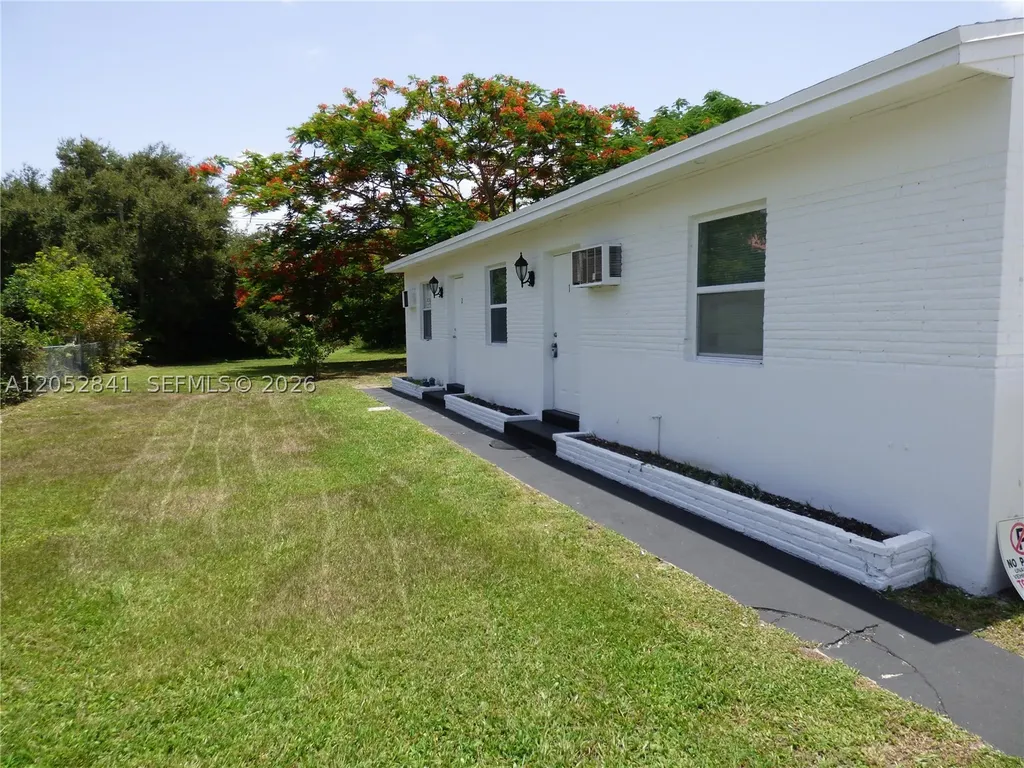 2322 Johnson Street Hollywood FL 33020