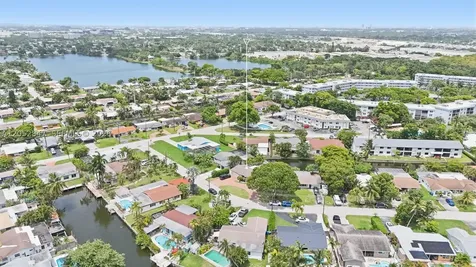 3650 NW 17th Terrace Oakland Park FL 33309
