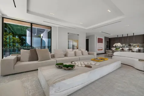 1141 N Biscayne Point Road Miami Beach FL 33141