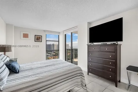 3625 N Country Club Drive Aventura FL 33180