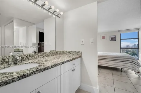 3625 N Country Club Drive Aventura FL 33180