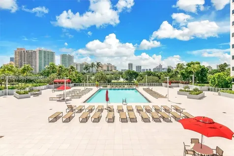 3625 N Country Club Drive Aventura FL 33180