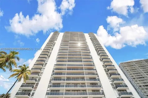 3625 N Country Club Drive Aventura FL 33180