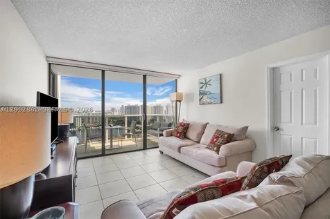 3625 N Country Club Drive Aventura FL 33180
