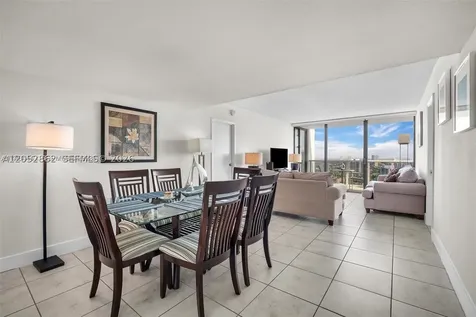 3625 N Country Club Drive Aventura FL 33180