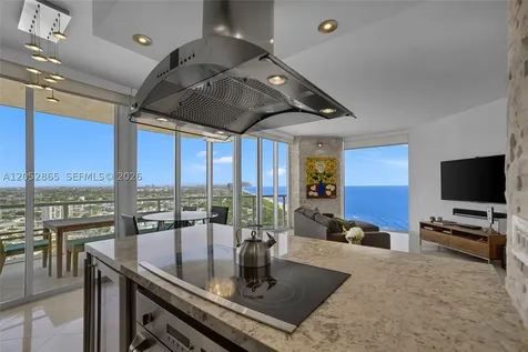 7330 Ocean Terrace Miami Beach FL 33141
