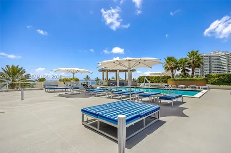 7330 Ocean Terrace Miami Beach FL 33141
