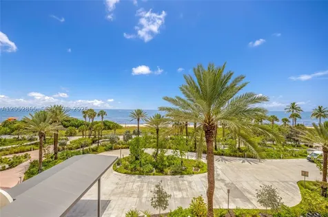 7330 Ocean Terrace Miami Beach FL 33141