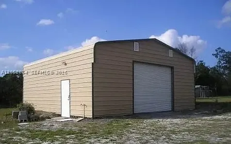 124 Hallmark Avenue Lake Placid FL 33852