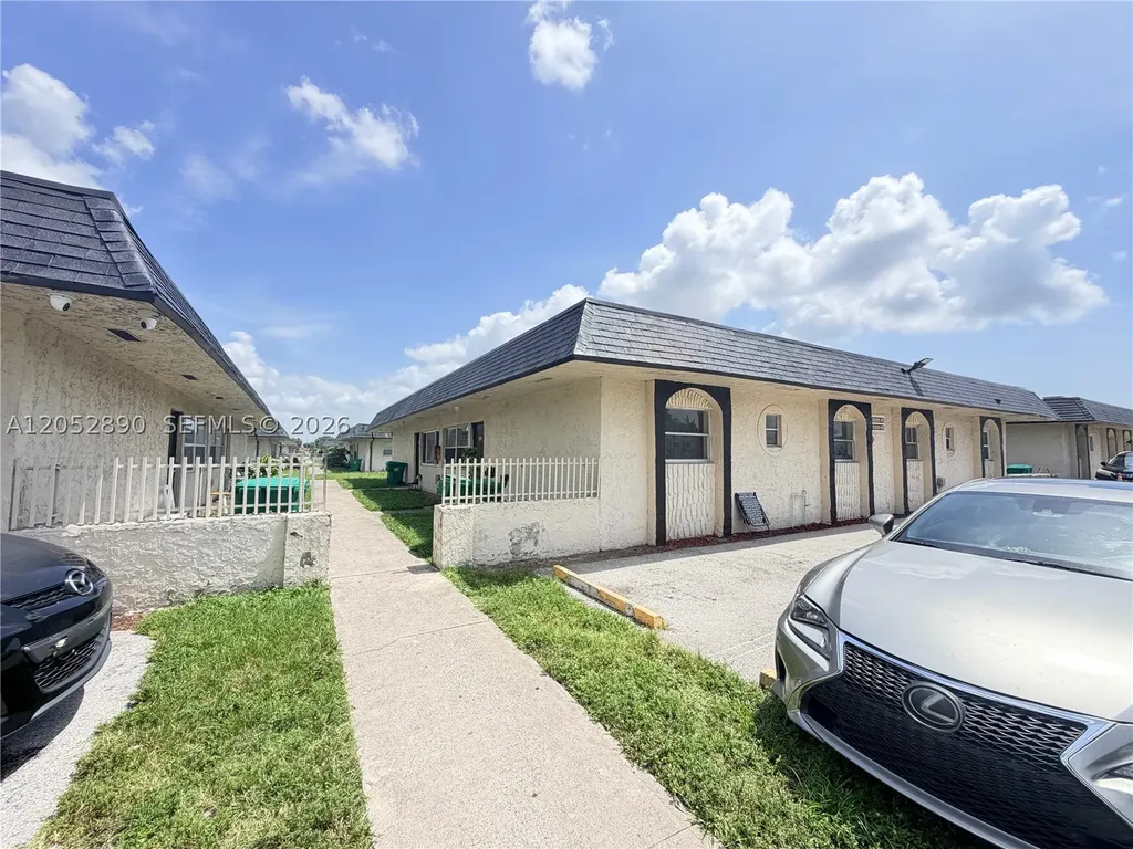 5307 NW 23rd Street Lauderhill FL 33313