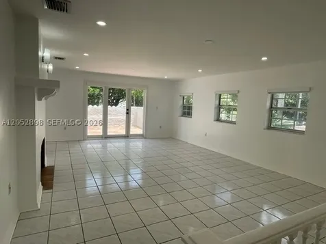 502 Madeira Avenue Coral Gables FL 33134