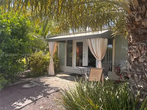 2209 NE 26th Street Wilton Manors FL 33305