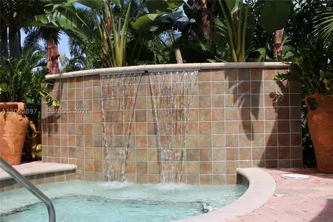 2209 NE 26th Street Wilton Manors FL 33305