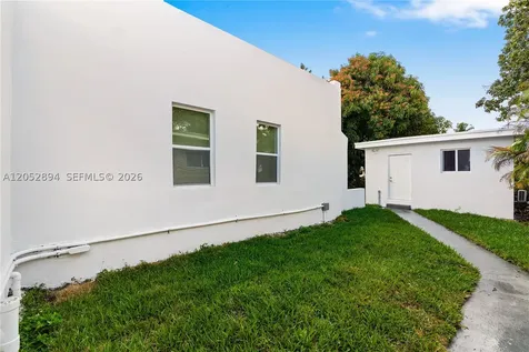 1274 NW 55th Terrace Miami FL 33142