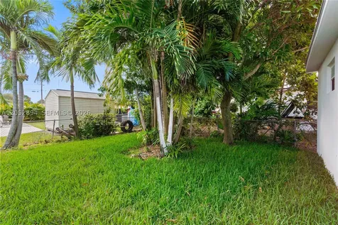 1274 NW 55th Terrace Miami FL 33142