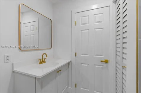 1274 NW 55th Terrace Miami FL 33142