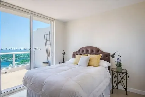19400 Turnberry Way Aventura FL 33180